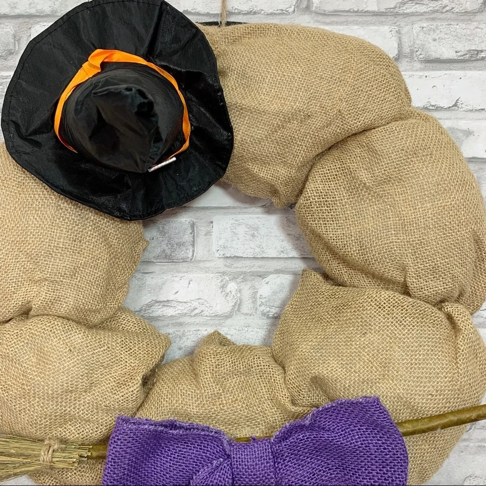 NWOT Rustic Burlap Halloween Witch Wreath Wall Decor